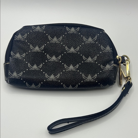 wendy keen Handbags - Wendy Keen Black Patterned Women's Clutch Wristlet